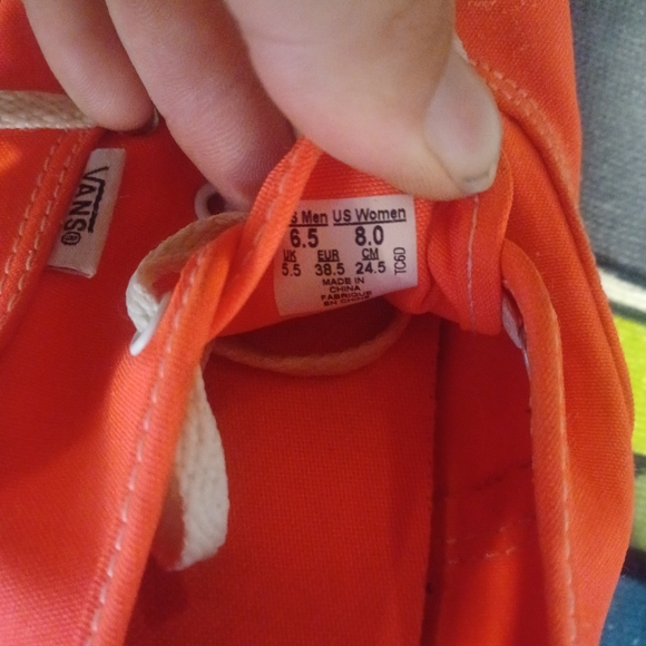 Pink off the wall vans size 8 - Picture 4 of 4